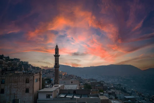 Mardin Bölgesi Eski Şehir Kısmen Mimari ve Renkli Gökyüzü