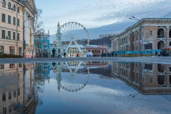 Ukrayna 'nın başkenti Kiev' in anıtlarından ve sokaklarından savaş öncesi fotoğraflar.