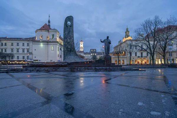 Ukrayna, Lviv sokaklarından savaş öncesi fotoğraflar.