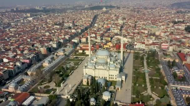 Videobeelden Van Istanbul Fatih Moskee Genomen Een Mistige Dag — Stockvideo