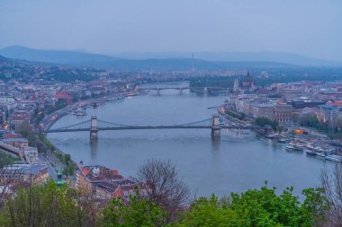 Hungary sermaye bütçesi ve gündoğumu fotoğrafları çeşitli açılardan çekildi
