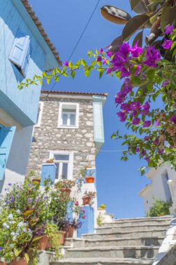 Yunan adasında turistik yerler ve plajlar