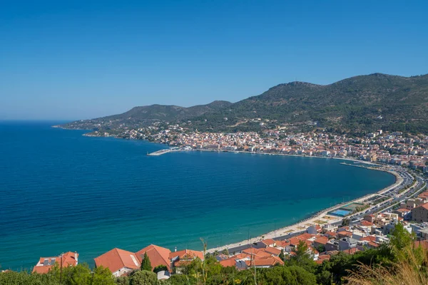 Yunan adasında turistik yerler ve plajlar