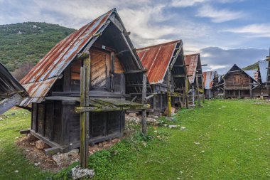 350 yıllık geçmişi olan Antalya Tarihi Ambarları