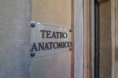Bologna ve Teatro Anatomico 'dan Archiginnasio Tıp Fakültesinin iç ve dış görüntüleri