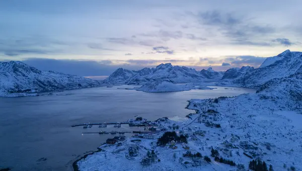 Norway Lofoten Szigetek Havas Hegyek Tengeri Fotók Télen — Stock Fotó