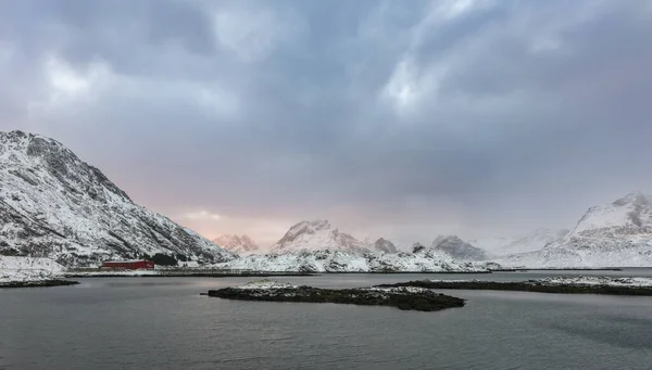 Norvégia Lofoten Szigetek Téli Szezon Borított Tájak Strandok Felhős Színes — Stock Fotó