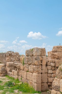 Mardin Dara Antik Şehir Mezarlığı Bölümü Eski Yerleşim ve Yeraltı Sarnıç ve Zindanı Aydınlandı