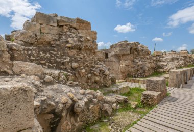 Mardin Dara Antik Şehir Mezarlığı Bölümü Eski Yerleşim ve Yeraltı Sarnıç ve Zindanı Aydınlandı