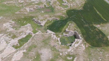 Mardin Dara Antik Şehir Mezarlığı Bölümü Eski Yerleşim Hava Fotoğrafları 