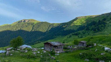 Artvin Platosu Bulutların üstündeki açık gökyüzü