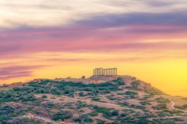 Yunan Mora turu kanalı ve Cape Sounion 'dan çeşitli fotoğraflar çekildi