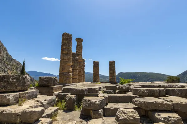 Yunanca Peloponnese yarımadası delphi Eski şehir tapınağı kahinin çeşitli fotoğrafları