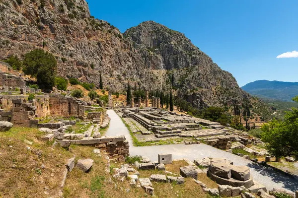 Yunanca Peloponnese yarımadası delphi Eski şehir tapınağı kahinin çeşitli fotoğrafları