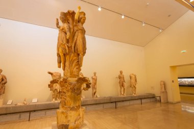 Yunan Peloponnese yarımadası delphi antik şehir müzesi çeşitli fotoğraflar