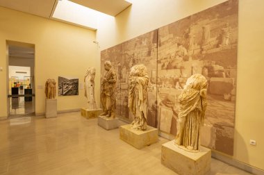 Yunan Peloponnese yarımadası delphi antik şehir müzesi çeşitli fotoğraflar