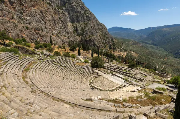 Yunanca Peloponnese yarımadası delphi Eski şehir tapınağı kahinin çeşitli fotoğrafları