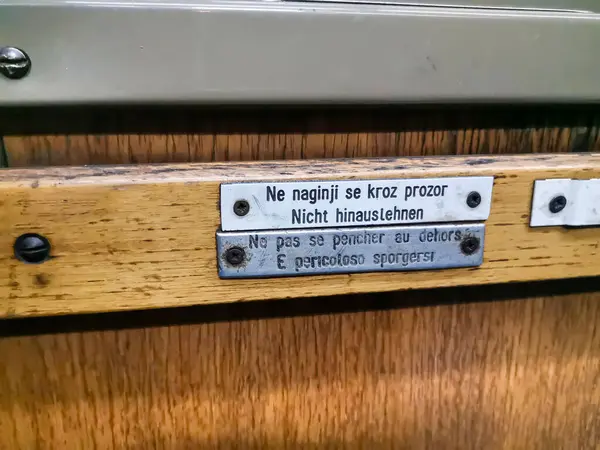 Eski bir tren vagonunda 