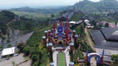 Lembang, 2 Eylül 2024. D 'Castello adında canlı bir tema parkı. Disneyland benzeri tuhaf bir atmosferle tasarlanmış.