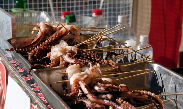 Japonya Daki Bir Sokak Satıcısından Taze Deniz Yiyeceği — Stok fotoğraf