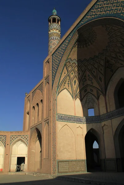 Kashan Iran Juni 2022 Den Blå Himlen Sticker Mot Sandfärgen — Stockfoto
