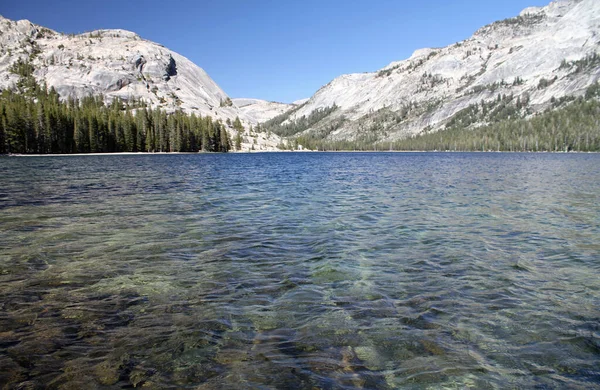 Lac Clair Dans Parc National Yosemite Californie — Photo
