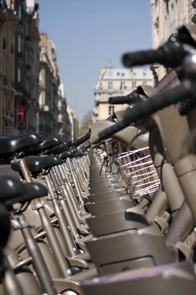 Fila Bicicletas Alquiler París Francia —  Fotos de Stock