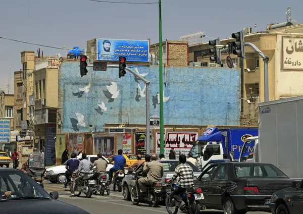 Teheran Iran Juni 2019 Reger Verkehr Mit Vielen Motorrädern Auf — Stockfoto
