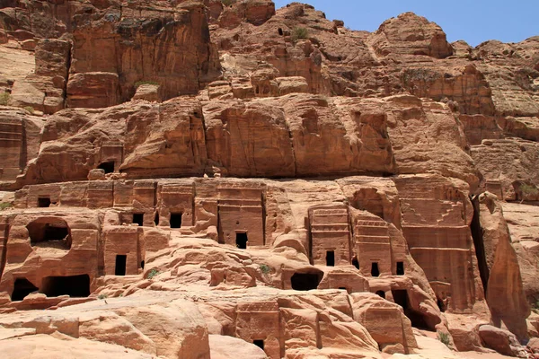 Monumental Byggnad Uthuggen Sten Den Antika Jordanska Staden Petra — Stockfoto