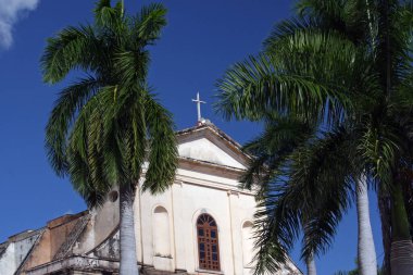 Küba 'nın Vinales kasabasındaki güzel kilise.