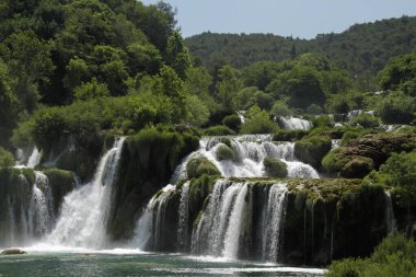 Hırvatistan 'ın Krka ulusal parkında güzel şelaleler