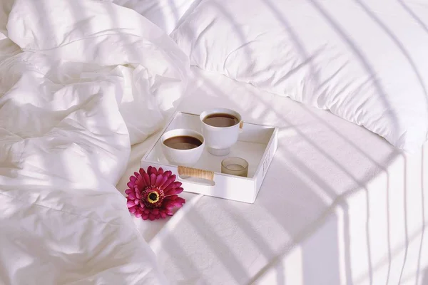 Two Cups Coffee Tray Bed White Linens Shadows Window Blinds — Stock Photo, Image