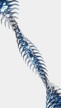 Soyut dikey sosyal medya hikayesi 3 boyutlu metalik krom, canlı, beyaz arka plan DNA sarmal ejderha yılanı 4K duvar kağıdı dikenli.