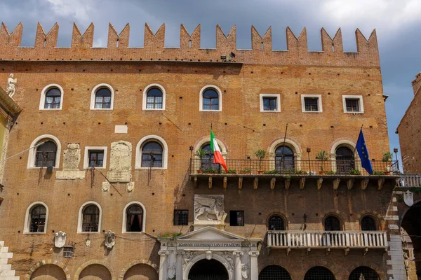 Verona Itálie Středověký Vládní Palác Denní Pohled Palazzo Del Podesta — Stock fotografie