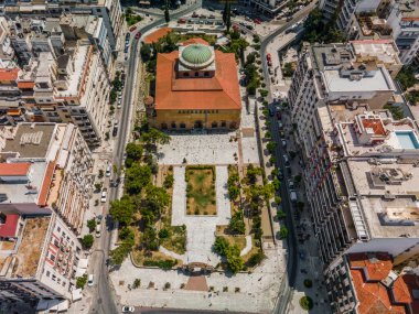 Selanik, Yunanistan 'ın Ayasofya Bizans kilisesine insansız hava aracı görüntüsü, UNESCO' nun Dünya Mirası Alanına çevrili Hıristiyan Ortodoks bir kilise..