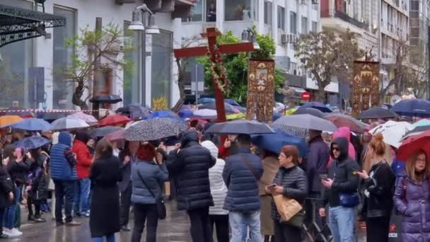 Thessaloniki Griechenland April 2023 Karfreitagsprozession Der Orthodoxen Ostereier Menschenmenge Bei — Stockvideo