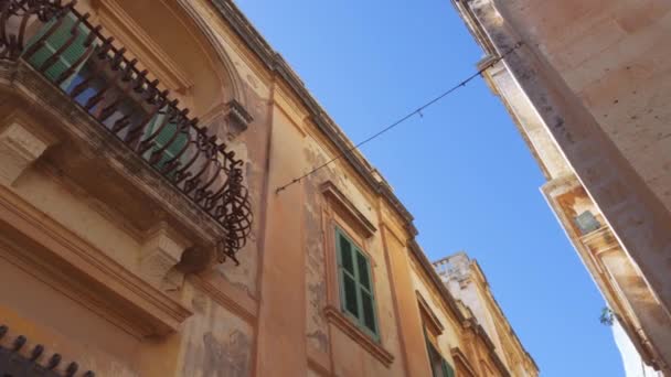 Mdina Malte Poêle Angle Bas Jour Pov Aux Bâtiments Traditionnels — Video