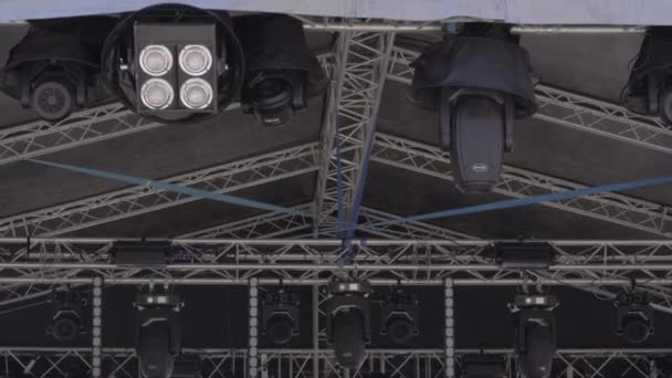 Soluň Řecko Září 2023 Prázdné Venkovní Koncertní Pódium Včetně Robotických — Stock video
