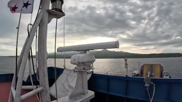 Techo Ferry Entre Islas Tropicales Puesta Sol Imágenes Alta Calidad — Vídeos de Stock
