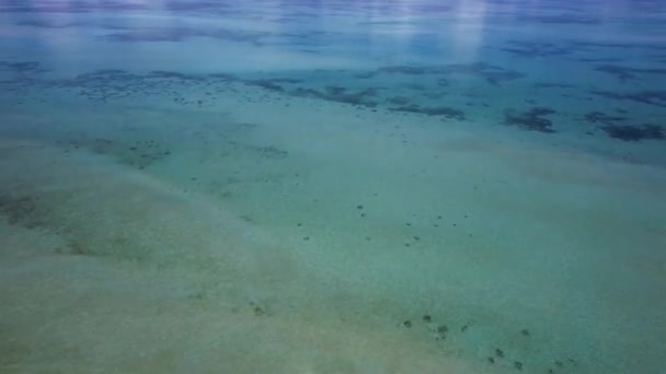 Bais Filipiny Biały Piasek Pluć Odpływ Między Tropikalnych Wysp Górskich — Wideo stockowe