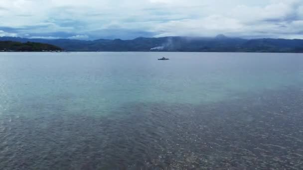 Pasir Putih Bais Filipina Meludah Surut Antara Pulau Pegunungan Tropis — Stok Video