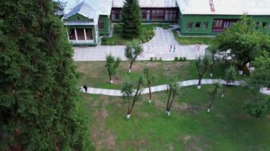 Ritsa Gölü 'nde, Abhazya' da Stalins Evi. Yüksek kalite 4k görüntü