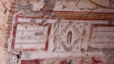 Türkiye 'nin Efes antik kentinde yaşayan varlıklı vatandaşların yaşadığı villalar. Yüksek kalite 4k görüntü