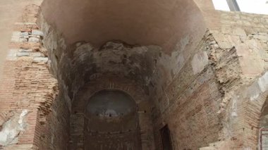 Türkiye 'nin Efes antik kentinde yaşayan varlıklı vatandaşların yaşadığı villalar. Yüksek kalite 4k görüntü