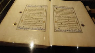 Türkiye 'nin Konya kentindeki Mevlana Müzesi. Yüksek kalite 4k görüntü
