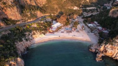 Kas City kış uçağı saldırısı. Yüksek kalite 4k görüntü