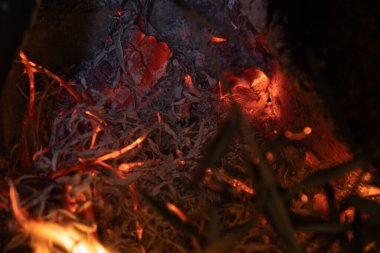 Volkan lavı şu anda çok tehlikeli bir patlamada.