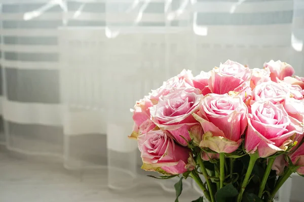 Букет Розовых Роз Крупным Планом Пространством Текста Красивый Яркий Цветочный — стоковое фото