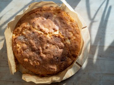 Taze pişmiş ekmek, pişirmeye hazır..