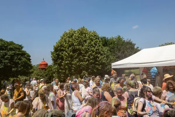 Hindistan 'ın Jaipur şehrinde insanların bayramını kutluyoruz